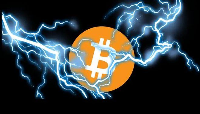 Visualizing a Bitcoin mining farm optimized with low-consumption rigs, highlighting the setup's efficiency and profit potential
